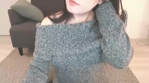 Momo online show from 12-07-24, 12:45