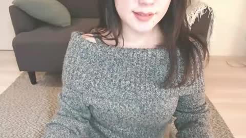 Momo online show from 12-07-24, 06:59