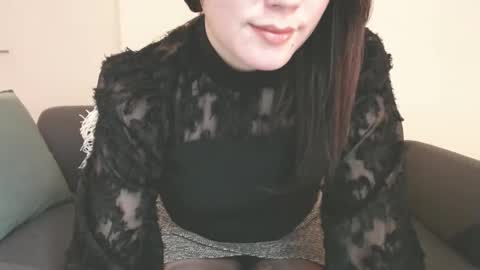 Momo online show from 12-10-24, 07:00