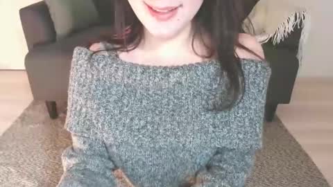 Momo online show from 12-14-24, 02:23