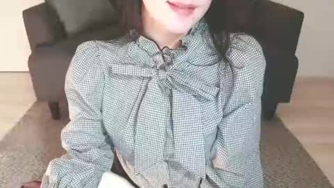 Momo online show from 12-15-24, 04:29