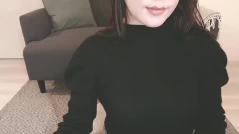 Momo online show from 12-23-24, 03:50