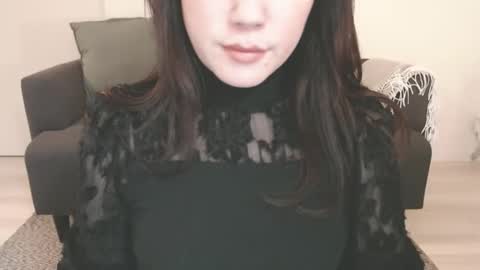 Momo online show from 12-27-24, 02:47