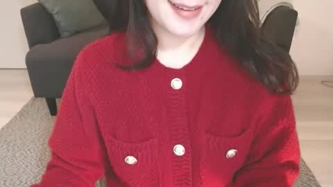 Momo online show from 02-15-25, 01:42