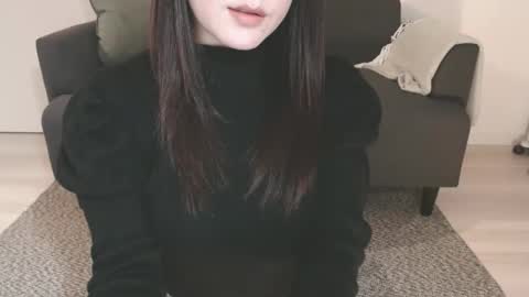 Momo online show from 03-09-25, 11:35