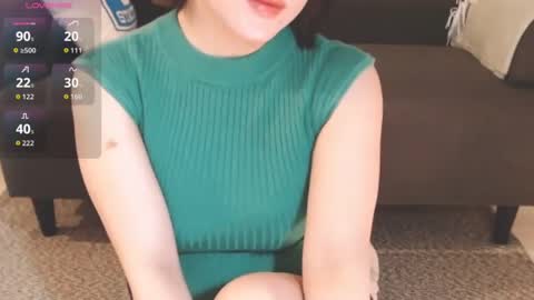 Momo online show from 09-26-25, 01:20