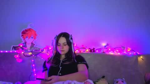 Momo online show from 01-31-26, 07:11