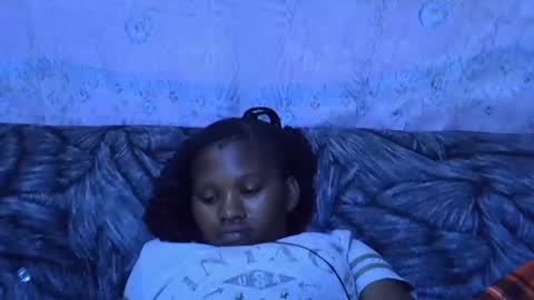 Snapshot of momsdoll chatting on 02-03-26, 06:40 momsdoll online show from 02-03-26, 06:40