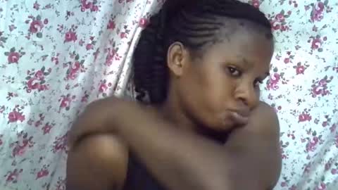 Snapshot of momsdoll chatting on 02-09-26, 08:51 momsdoll online show from 02-09-26, 08:51