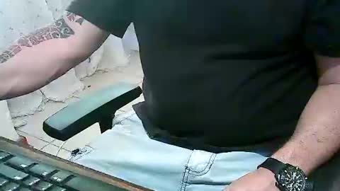 Snapshot of mon_za chatting on 01-04-25, 12:38 mon_za online show from 01-04-25, 12:38