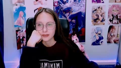 Mona  online show from 03-09-25, 12:31