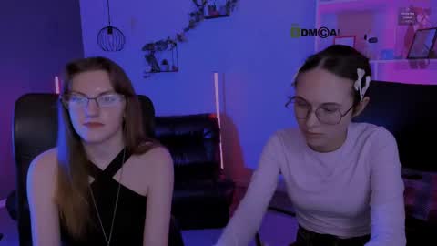 Mona  online show from 04-24-26, 07:38