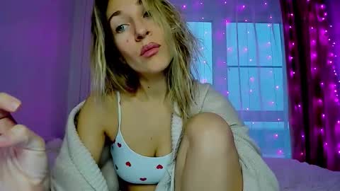 Mona online show from 12-19-25, 05:58