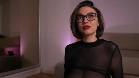 Mona Lisss online show from 04-28-26, 10:42