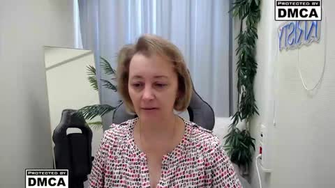 Snapshot of mona_w chatting on 02-22-26, 06:35 Mona online show from 02-22-26, 06:35