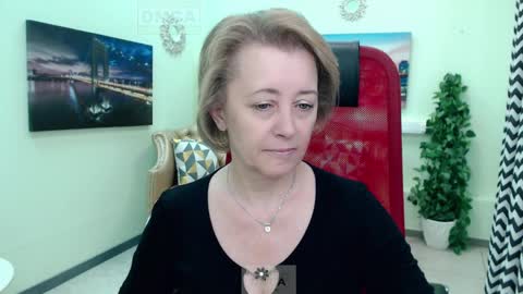 Mona online show from 04-09-26, 11:04