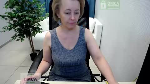 Mona online show from 04-26-26, 09:18