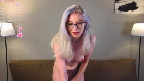 Mona online show from 01-20-25, 08:40