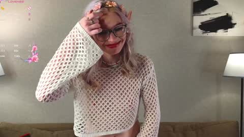 Mona online show from 01-25-25, 11:22