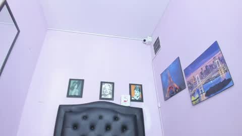 paola online show from 04-22-26, 02:51