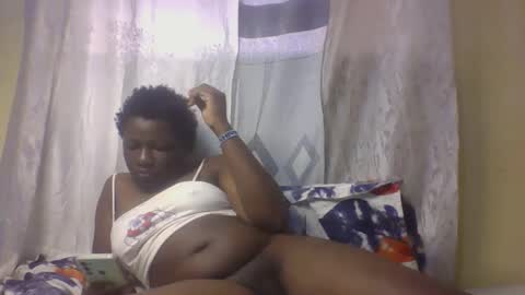 monalisaah online show from 09-17-25, 01:35