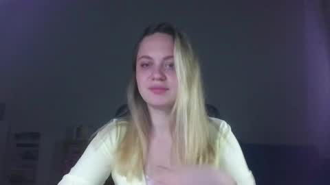 Snapshot of monarise chatting on 03-28-26, 07:46 monarise online show from 03-28-26, 07:46