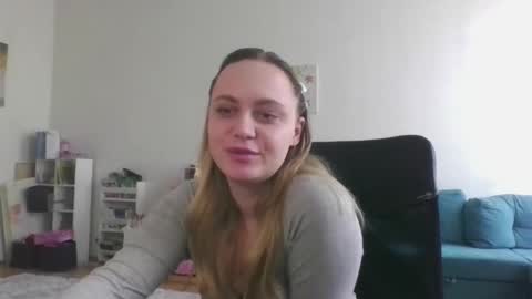 Snapshot of monarise chatting on 04-14-26, 08:31 monarise online show from 04-14-26, 08:31