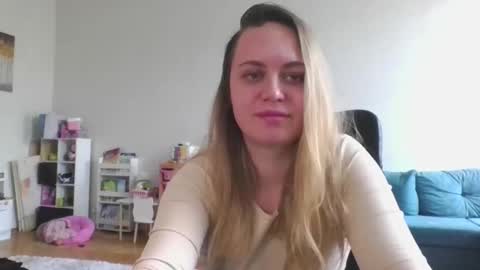 Snapshot of monarise chatting on 04-30-26, 10:10 monarise online show from 04-30-26, 10:10