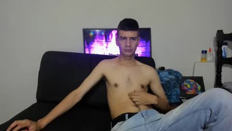 nicolas online show from 12-28-24, 01:18