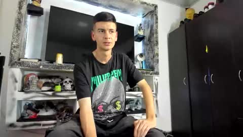 nicolas online show from 03-10-26, 03:11