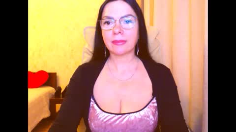 Snapshot of monica1203 chatting on 03-04-25, 12:33 monica online show from 03-04-25, 12:33