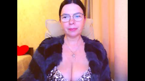 Snapshot of monica1203 chatting on 12-16-25, 01:05 monica online show from 12-16-25, 01:05