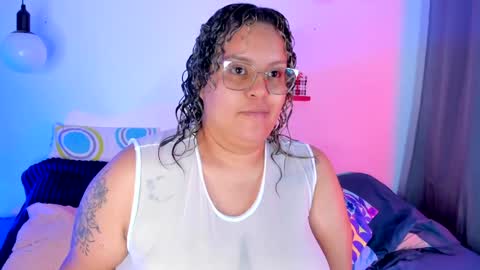 Snapshot of monica_bbw_ chatting on 01-28-25, 07:10 aleja      independent model       online show from 01-28-25, 07:10