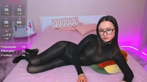 Monica online show from 03-06-25, 10:15