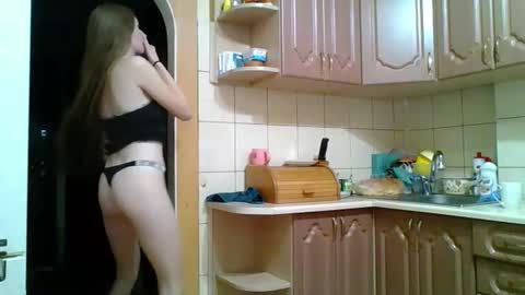 Monica online show from 04-27-26, 08:51