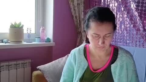 Monica online show from 12-22-25, 10:12