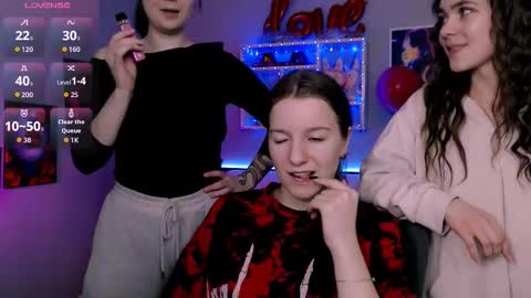 Monica online show from 02-24-26, 11:19