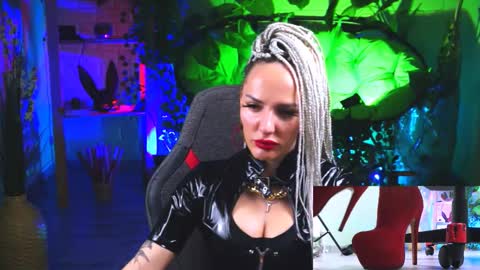 Monika online show from 03-06-25, 06:37