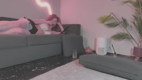 Monica online show from 02-16-26, 11:06