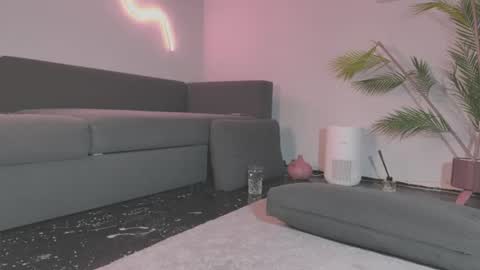 Snapshot of monicami chatting on 06-11-26, 12:32 Monica online show from 06-11-26, 12:32