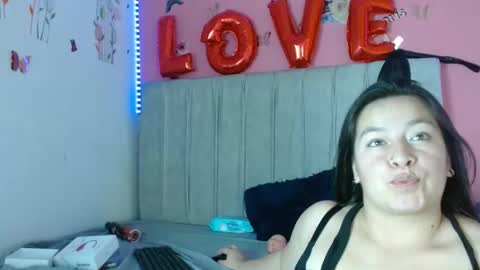 Snapshot of monickhot303av chatting on 02-26-25, 08:04 monickhot303av online show from 02-26-25, 08:04