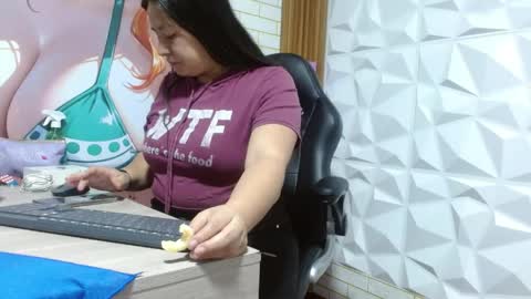 monickhotpri online show from 05-23-26, 05:45