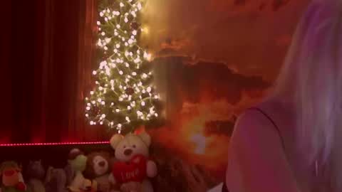 Monika    online show from 12-22-24, 03:22