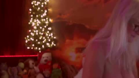 Monika    online show from 01-01-25, 06:47