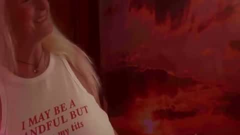 Monika    online show from 10-04-25, 01:25