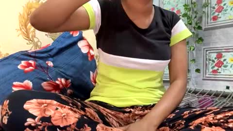 monika_reddy62 online show from 10-08-25, 05:05