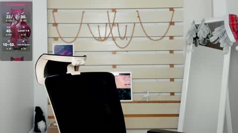 Monika online show from 01-15-25, 11:30