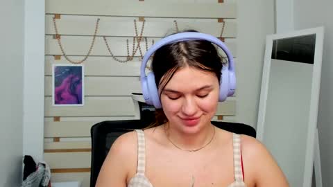 Monika online show from 02-09-25, 04:07