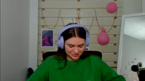 Monika online show from 02-20-25, 04:46