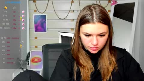 Monika online show from 09-10-25, 07:58